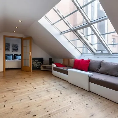 Stylish Duplex By Wagnerstays Διαμέρισμα