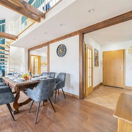Διαμέρισμα Stylish Duplex By Wagnerstays