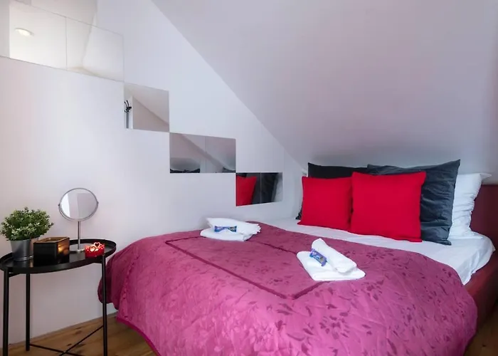 Stylish Duplex By Wagnerstays Apartmán