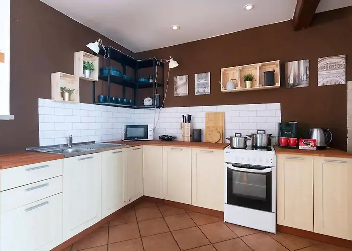 Stylish Duplex By Wagnerstays