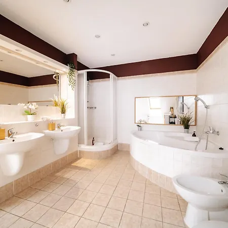 5bd Duplex - Billiard - Cinema - *