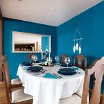 Stylish Duplex By Wagnerstays Daire