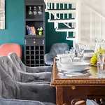 Daire Stylish Duplex By Wagnerstays *