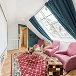 Stylish Duplex By Wagnerstays Daire