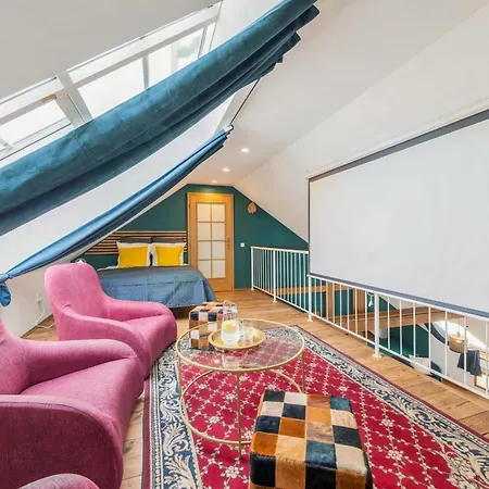 Апартаменты Stylish Duplex By Wagnerstays *