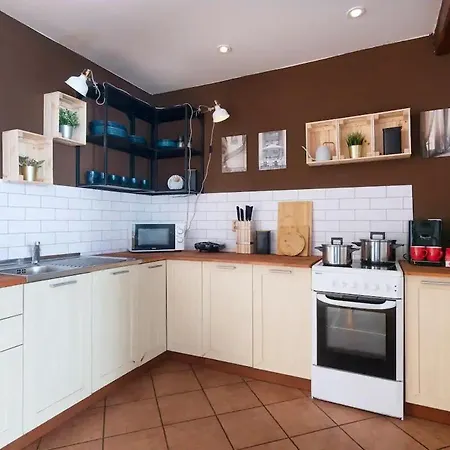 Stylish Duplex By Wagnerstays